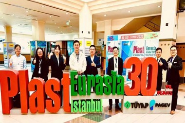 প্লাস্টুরেশিয়া তুরস্ক 2021 যাত্রা শুরু করে - JWELL প্রবণতার বিরুদ্ধে বাতাস এবং তরঙ্গে রাইডিং